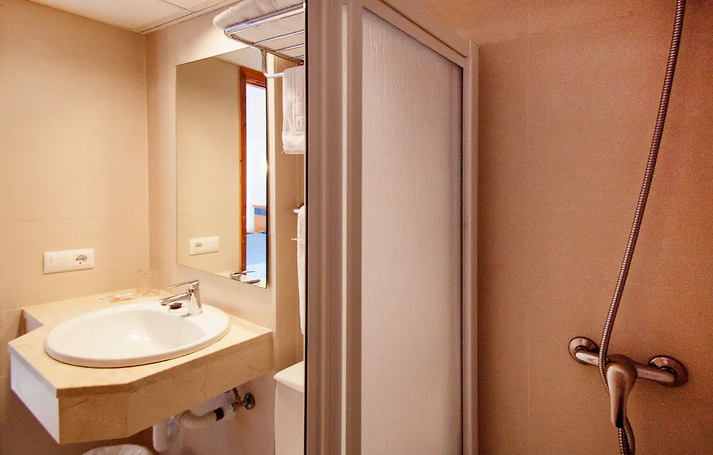 Отель Bluesea Cala Millor